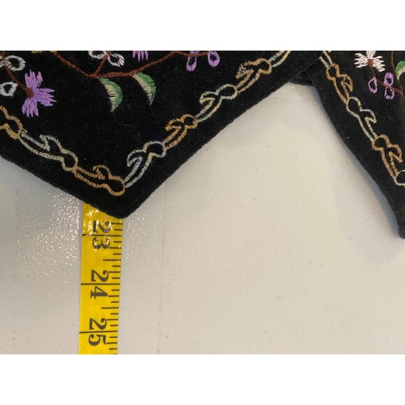 New Directions Vest Embroidered Black Velvet Artisanal Floral Design Medium - Picture 5 of 8